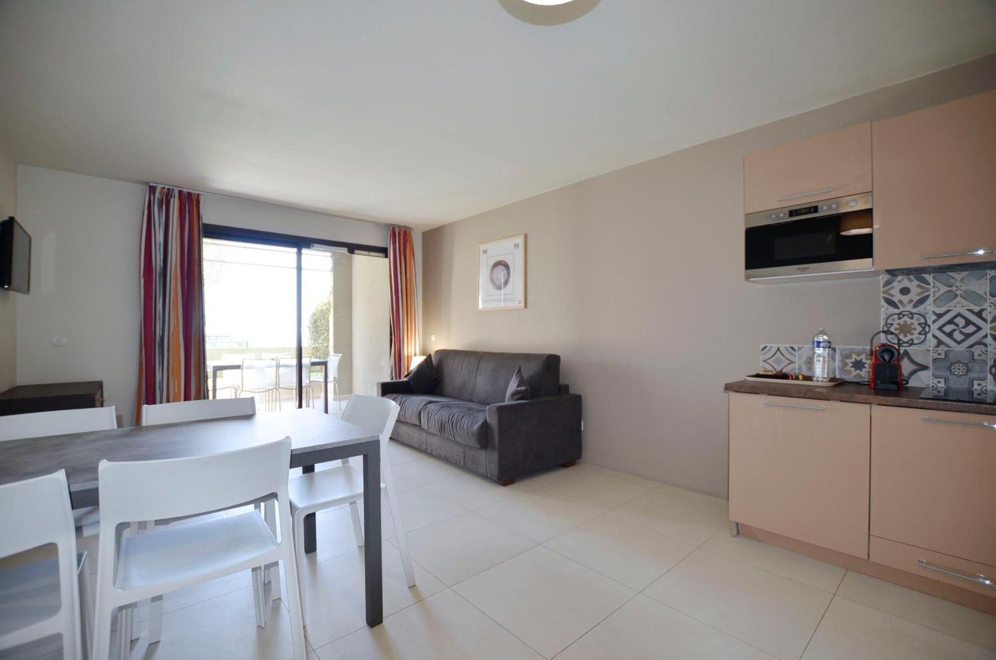 La Perle D'Eze - Aparthotel Bilik gambar